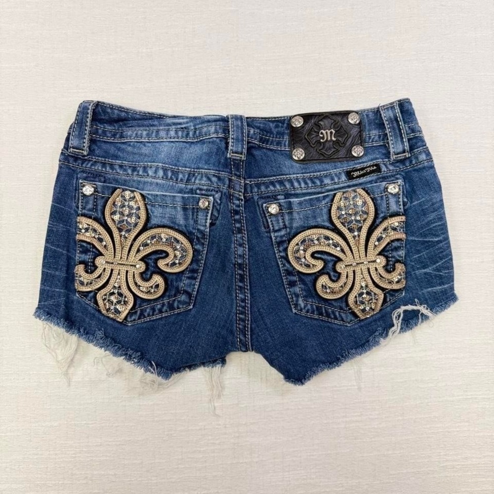 Miss Me Fleur De Lis Denim Shorts Rhinestone Y2K McBling Womens 28 rhinestone